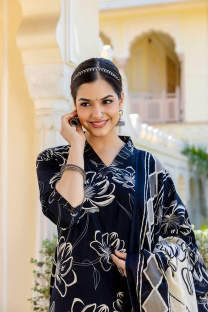 Blue flower printed suit