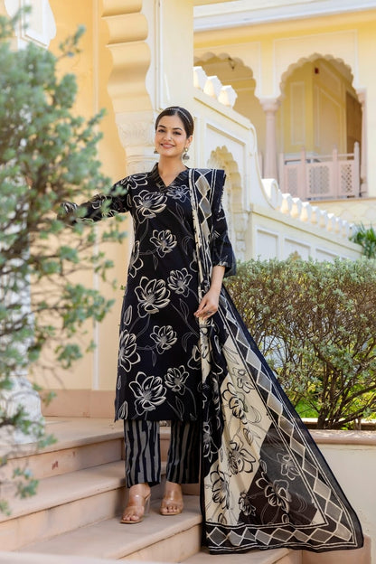 Blue flower printed suit