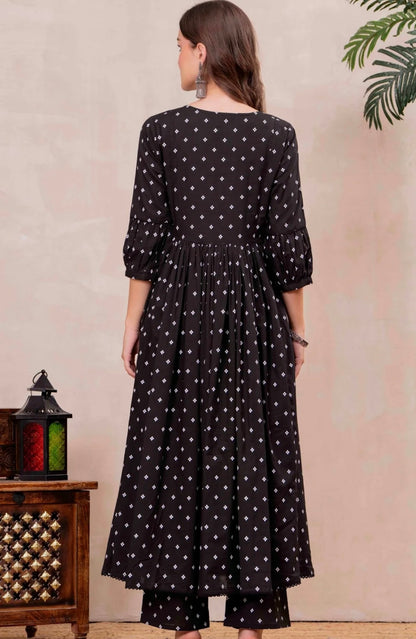 Adishaaa. Threadwork black anarkali kurta