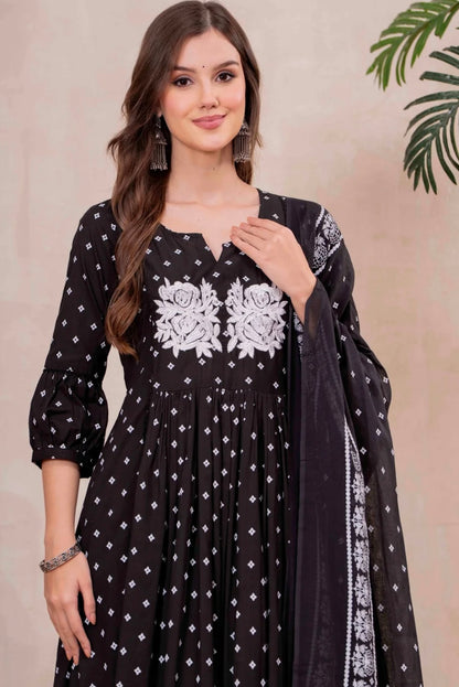 Adishaaa. Threadwork black anarkali kurta