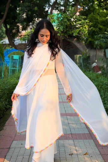 Rainbow lace white suit