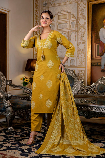 Yellow straight suit