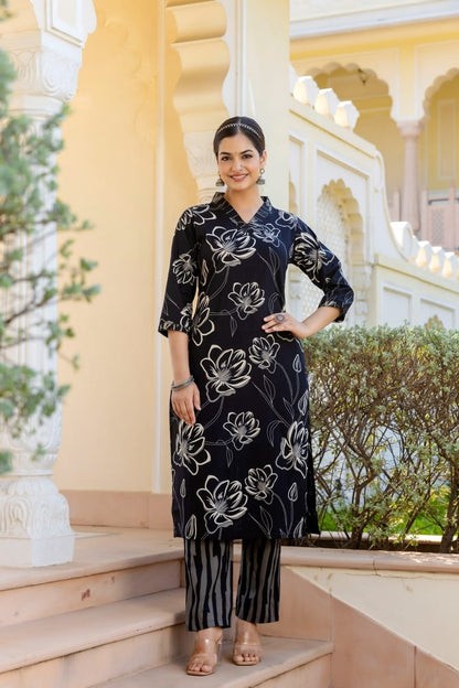 Blue flower printed suit